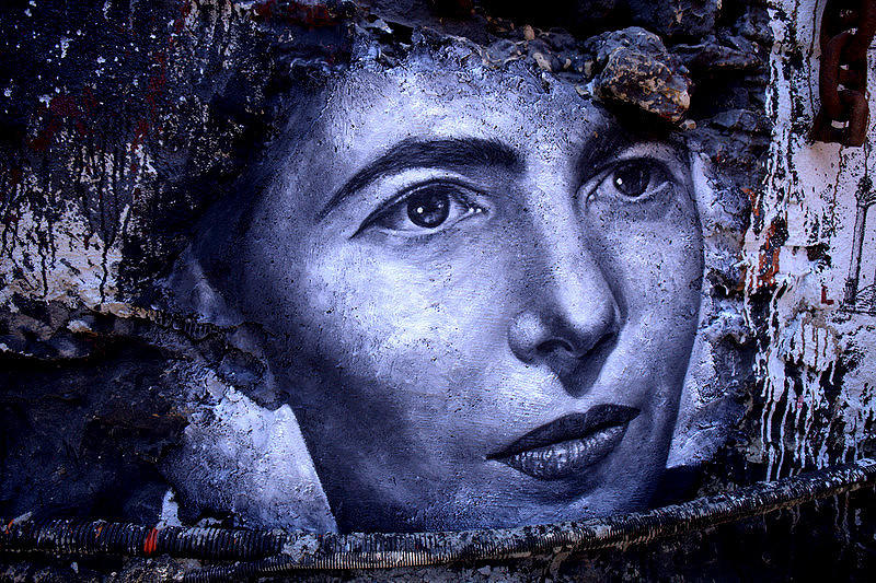 Simone de Beauvoir is known for her relationship with Sartre.