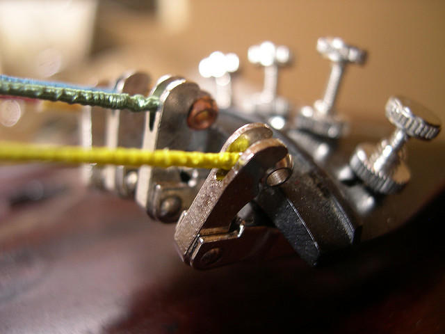 There are many violin tuning apps available