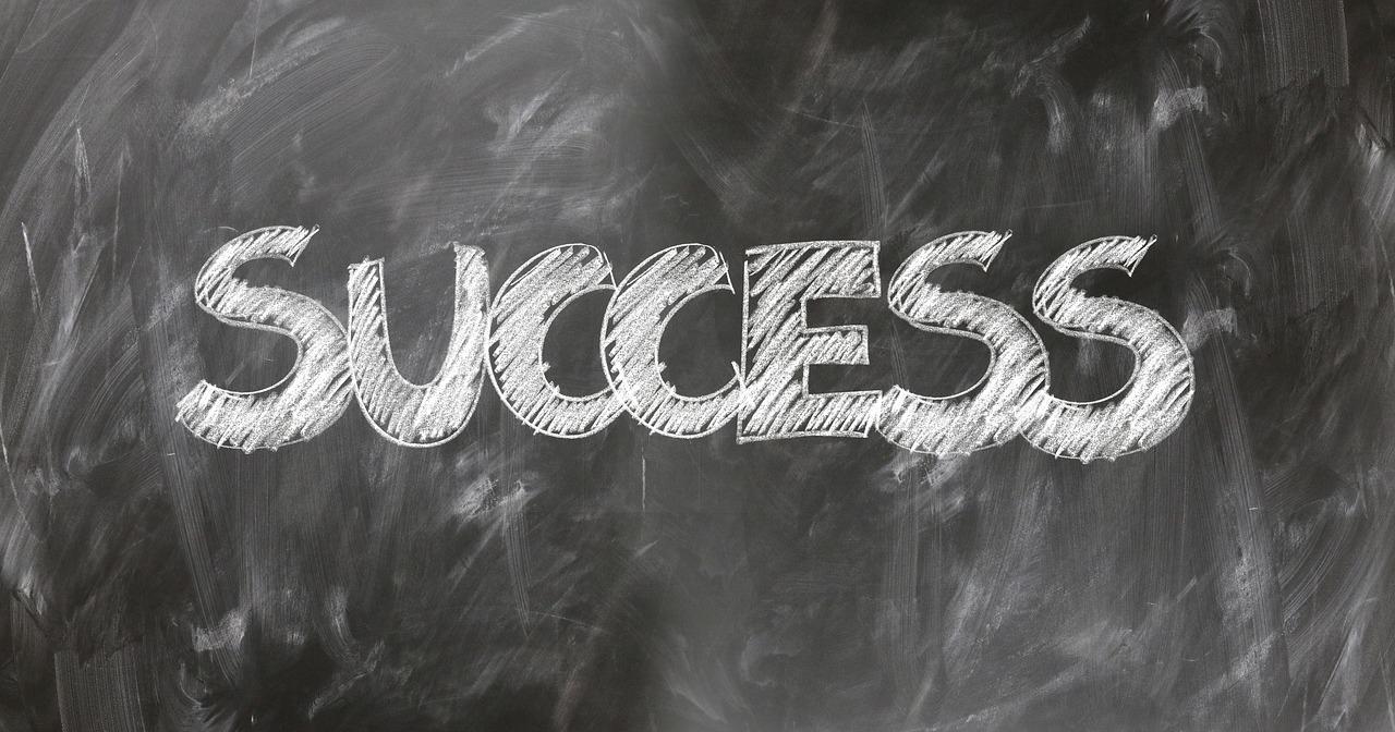 Picture of success. You can successfully find an economics tutor.