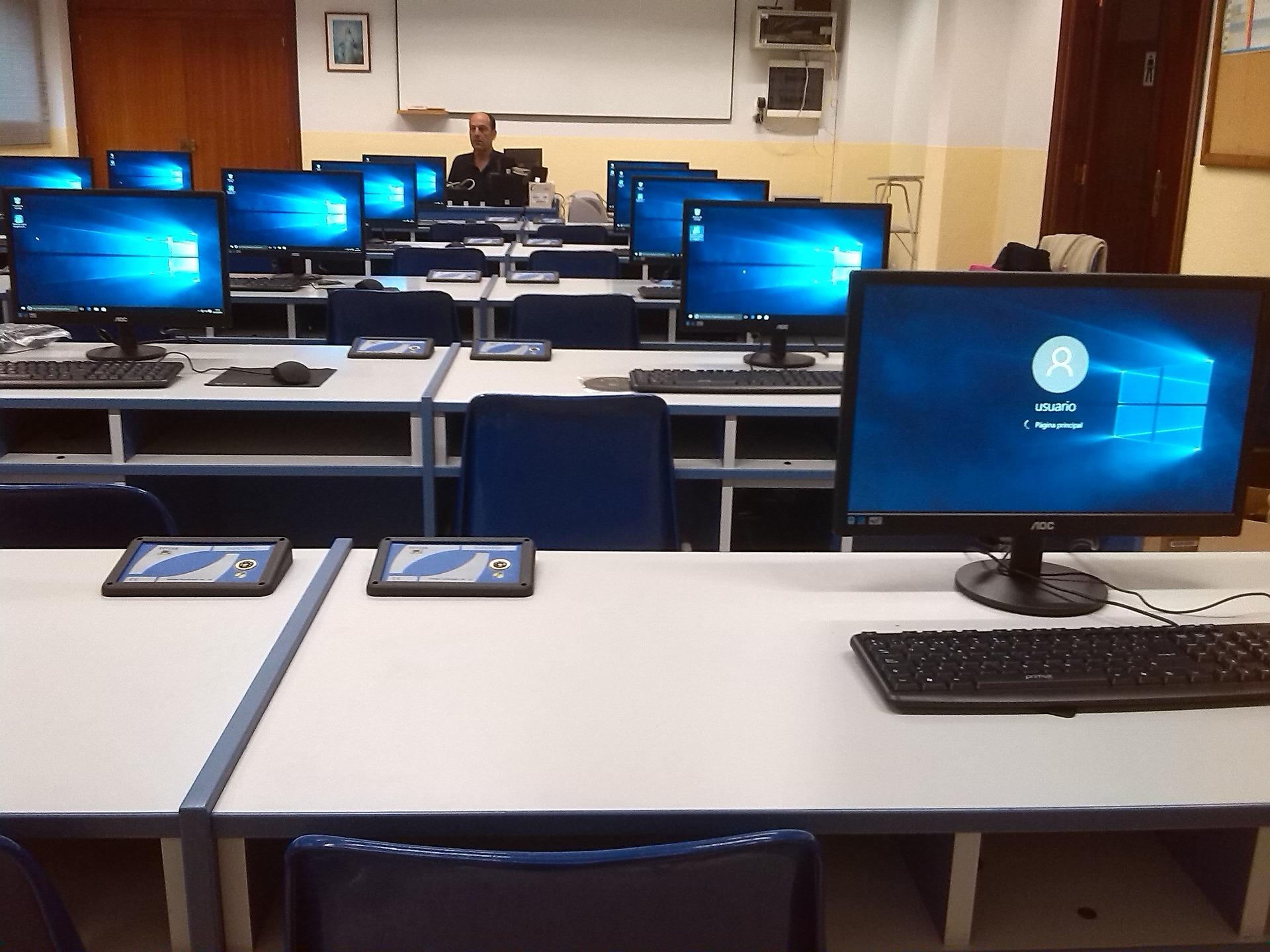 Are there MOOCs for younger children?