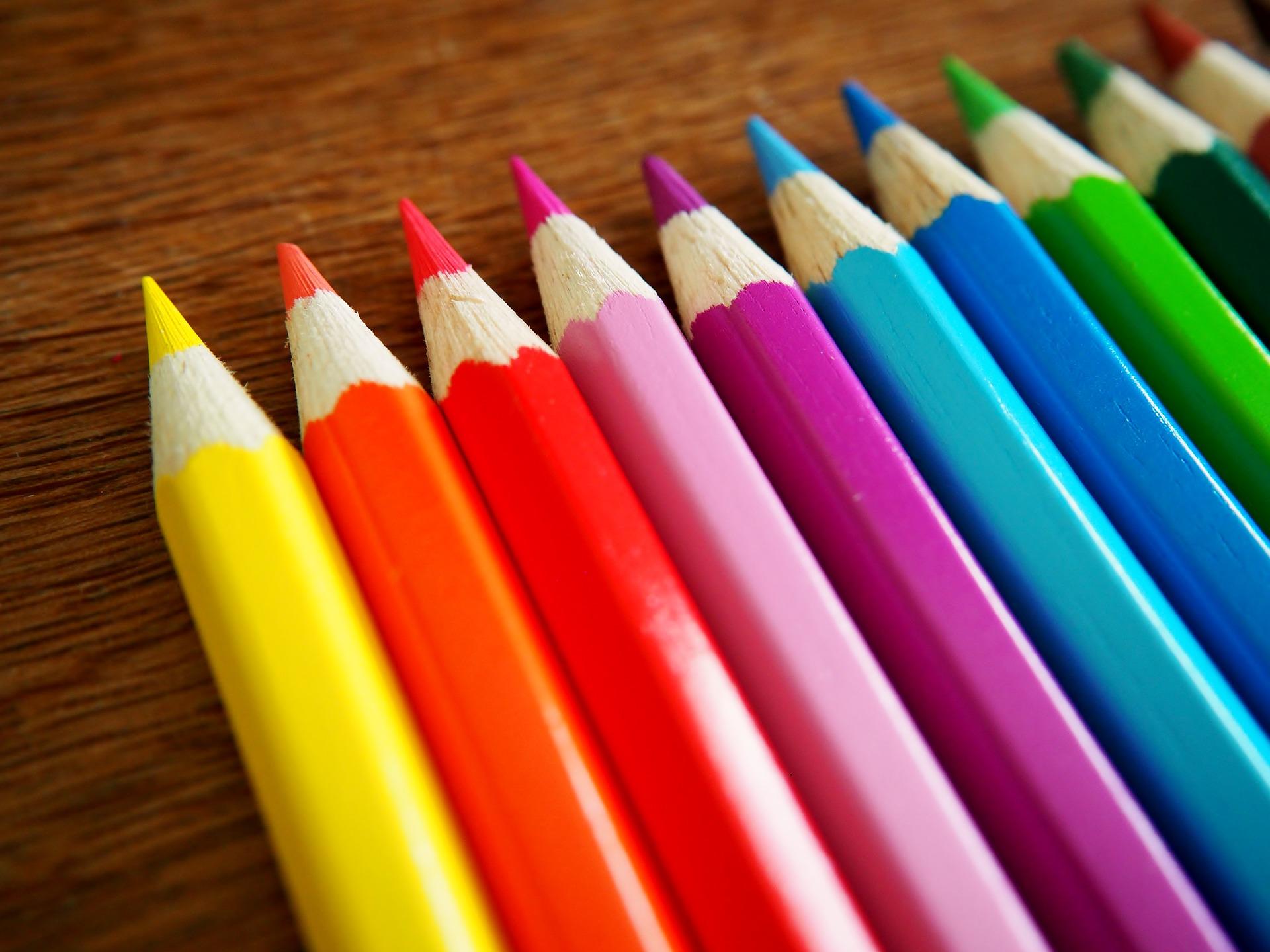 Where can you learn to use acrylics?