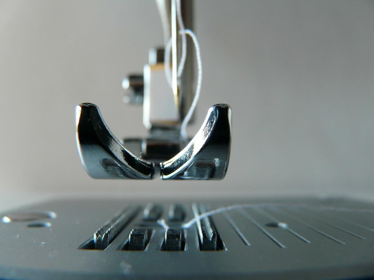 How do you teach sewing webcam tutorials?