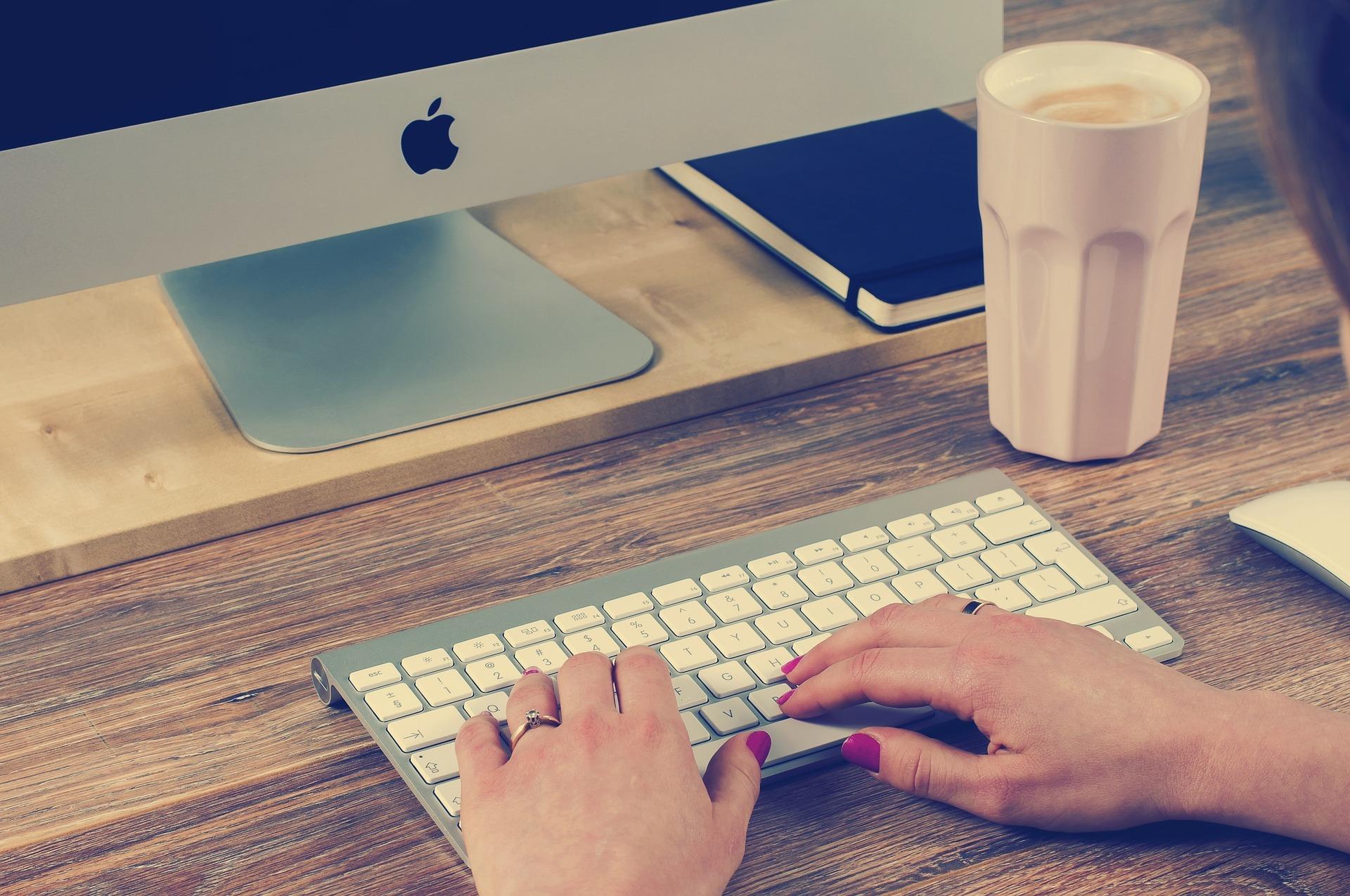 What are the benefits of MOOCs?
