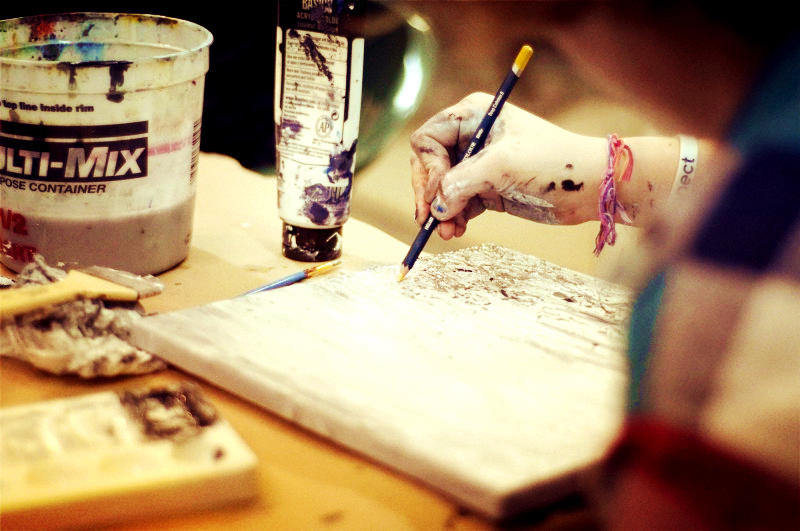 Find the best art universities to develop your artistic skills.