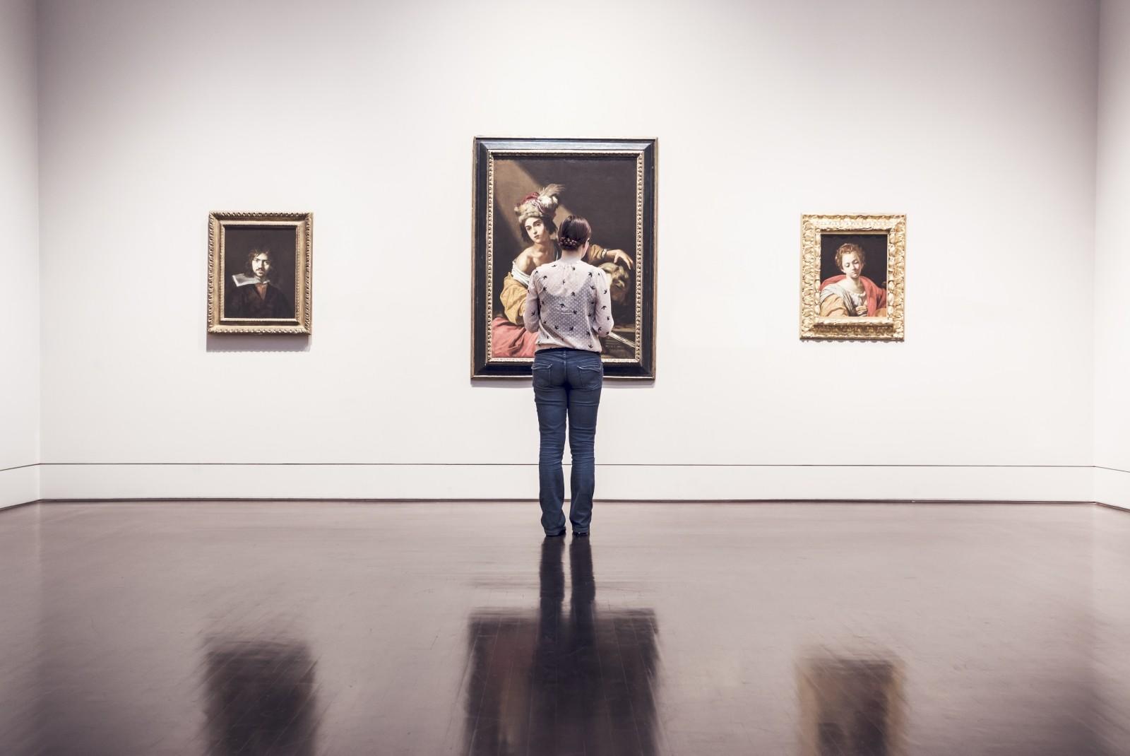 Take oil painting courses with a professional painter.