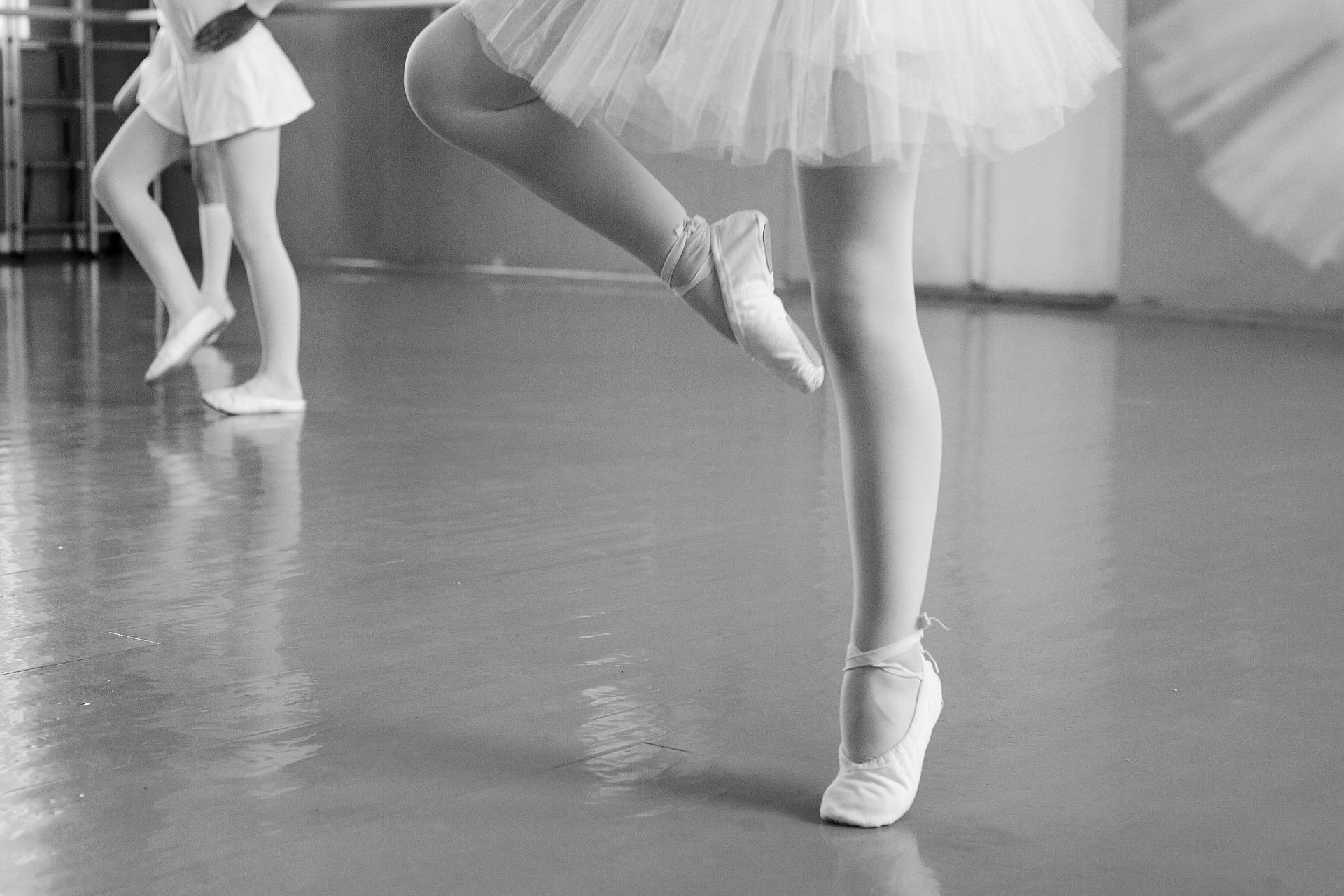 How much do dance lessons cost?