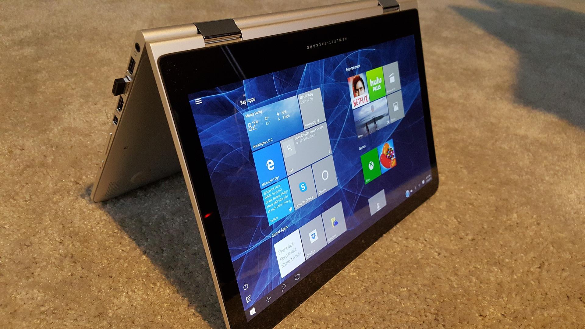 What are the advantages of Windows?
