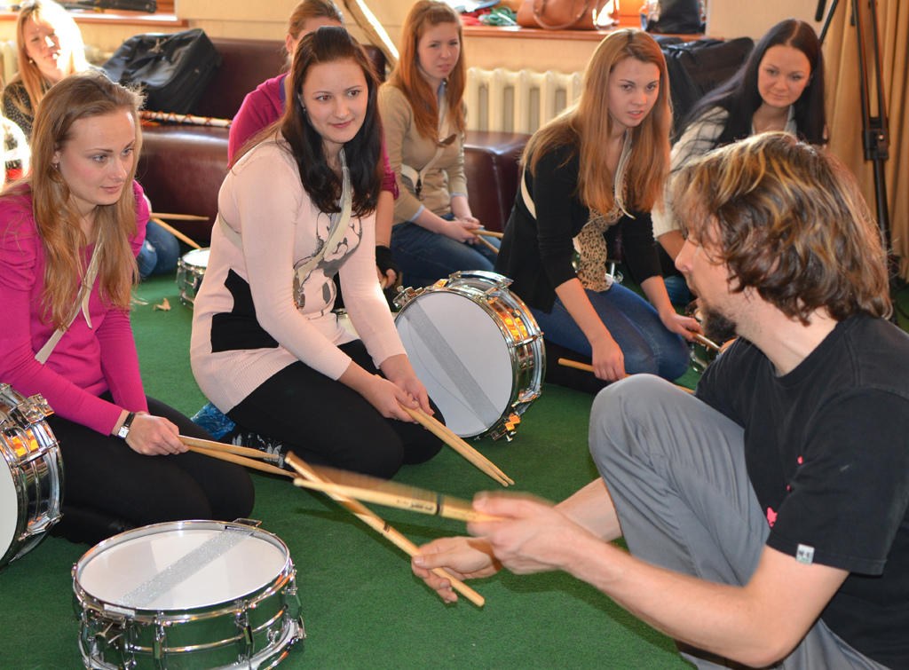 Taster lessons are often free.