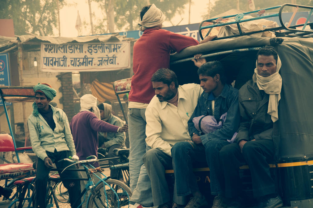 Live in India to learn Hindi fast.