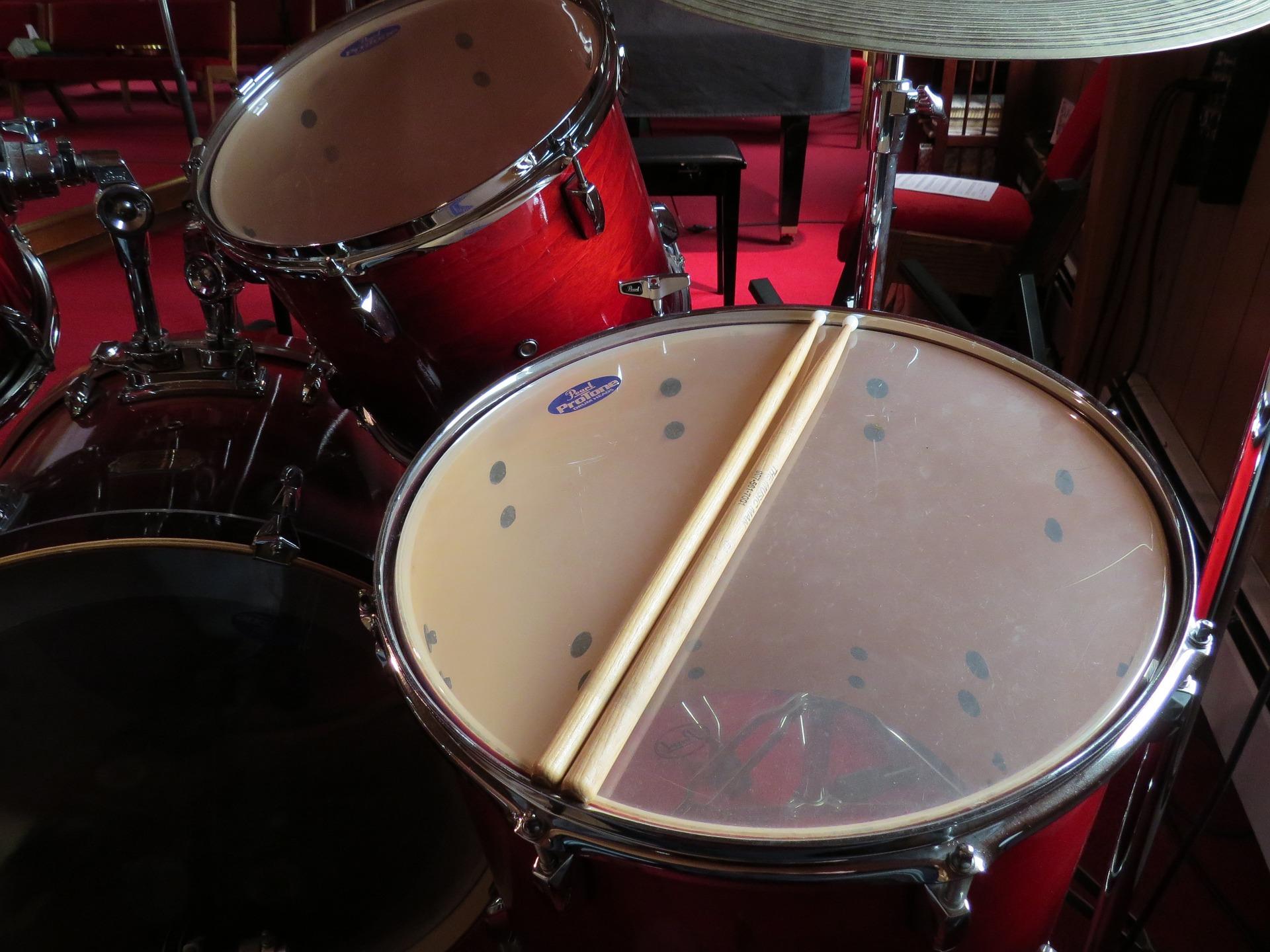 How can you teach yourself to play the drums?
