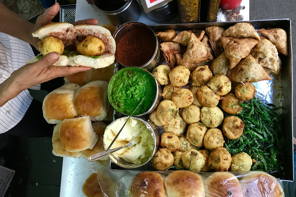 Vada Pao in Mumbai' streets