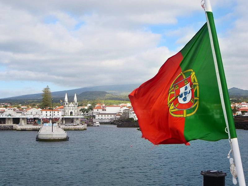 Portuguese and Spanish share common roots