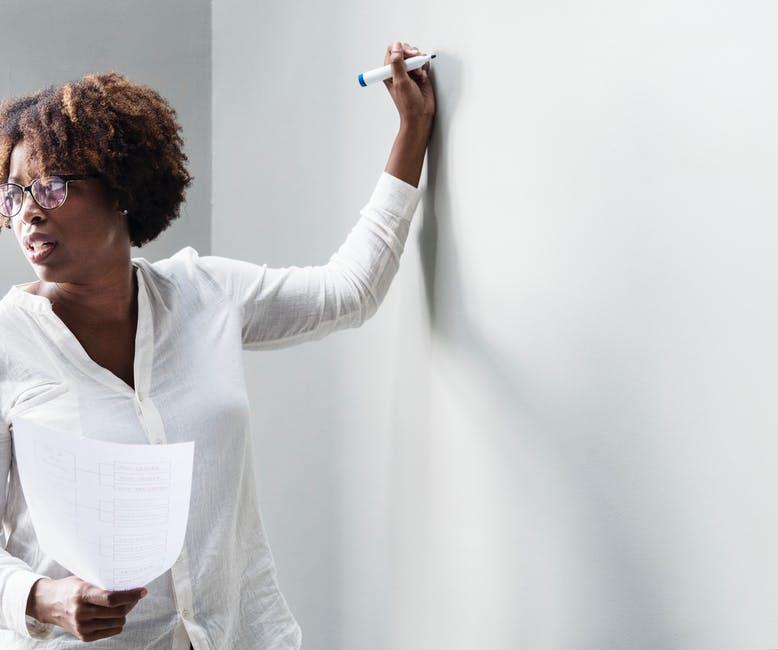 Learning Dutch with a private tutor