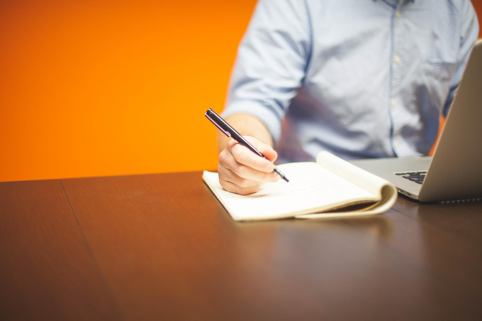 How do you teach private tutorials in businesses?