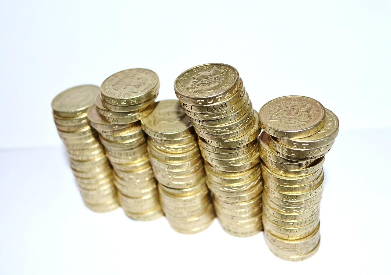 Knowing your budget is important if you'd like to hire a physics tutor to help you with your studies on a physics course. 