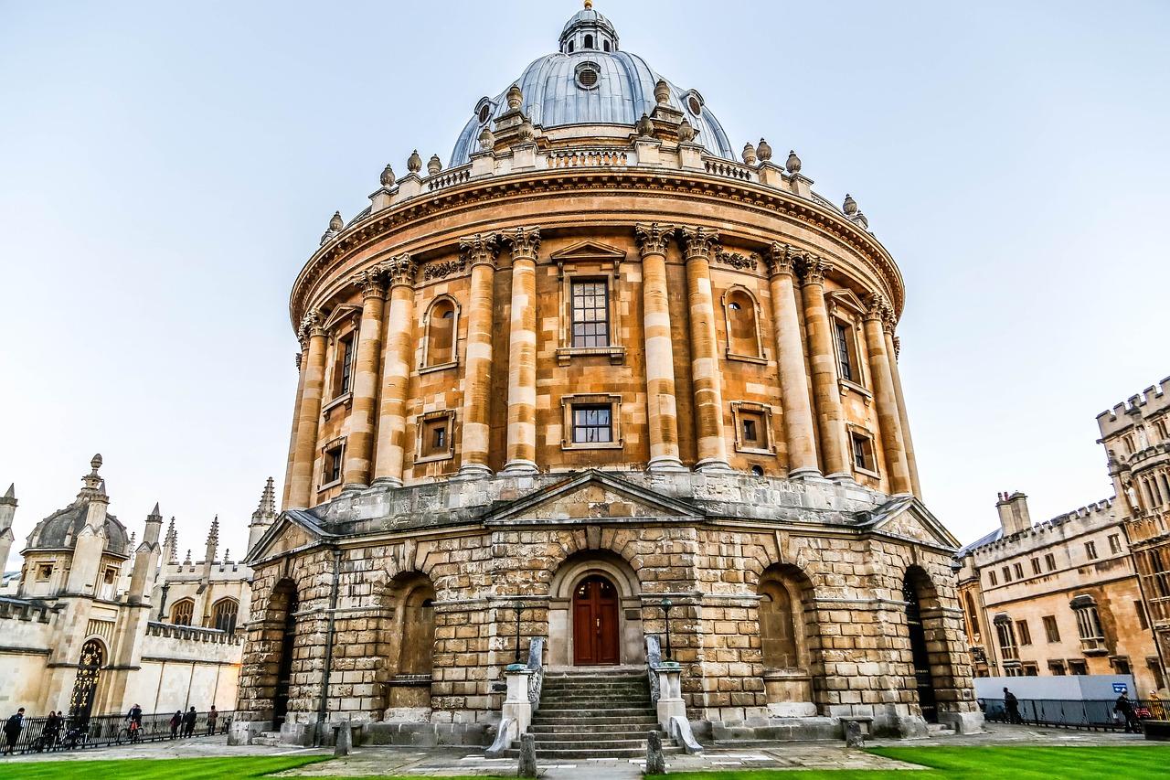Radcliffe Camera History library