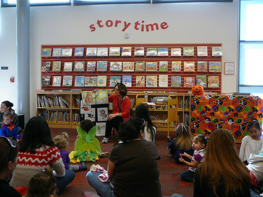 Animated reading can encourage children to want to read books themselves.