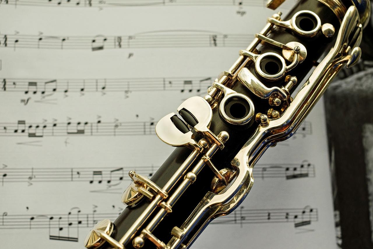 clarinet on sheet music