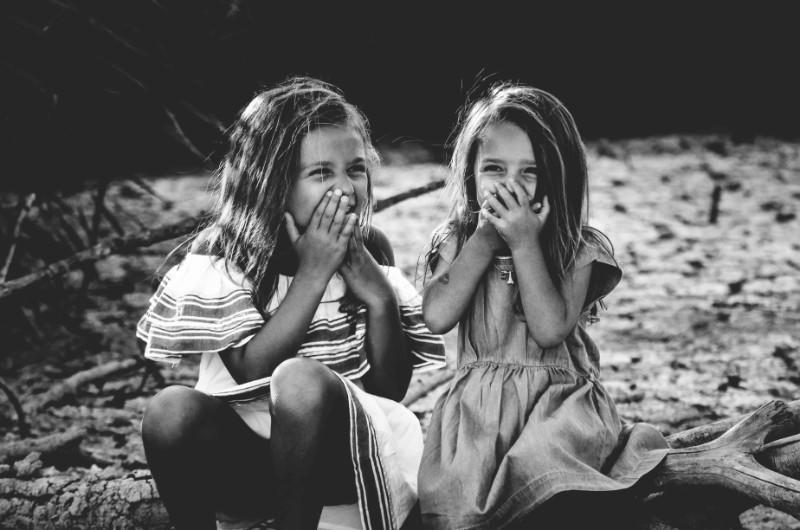 Our main senses are sight, sound and touch.