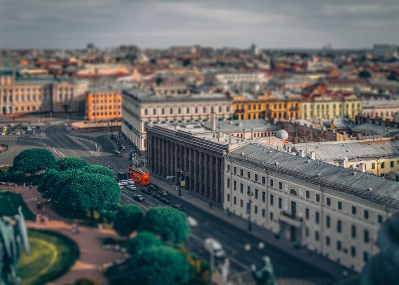 Take a Russian language course