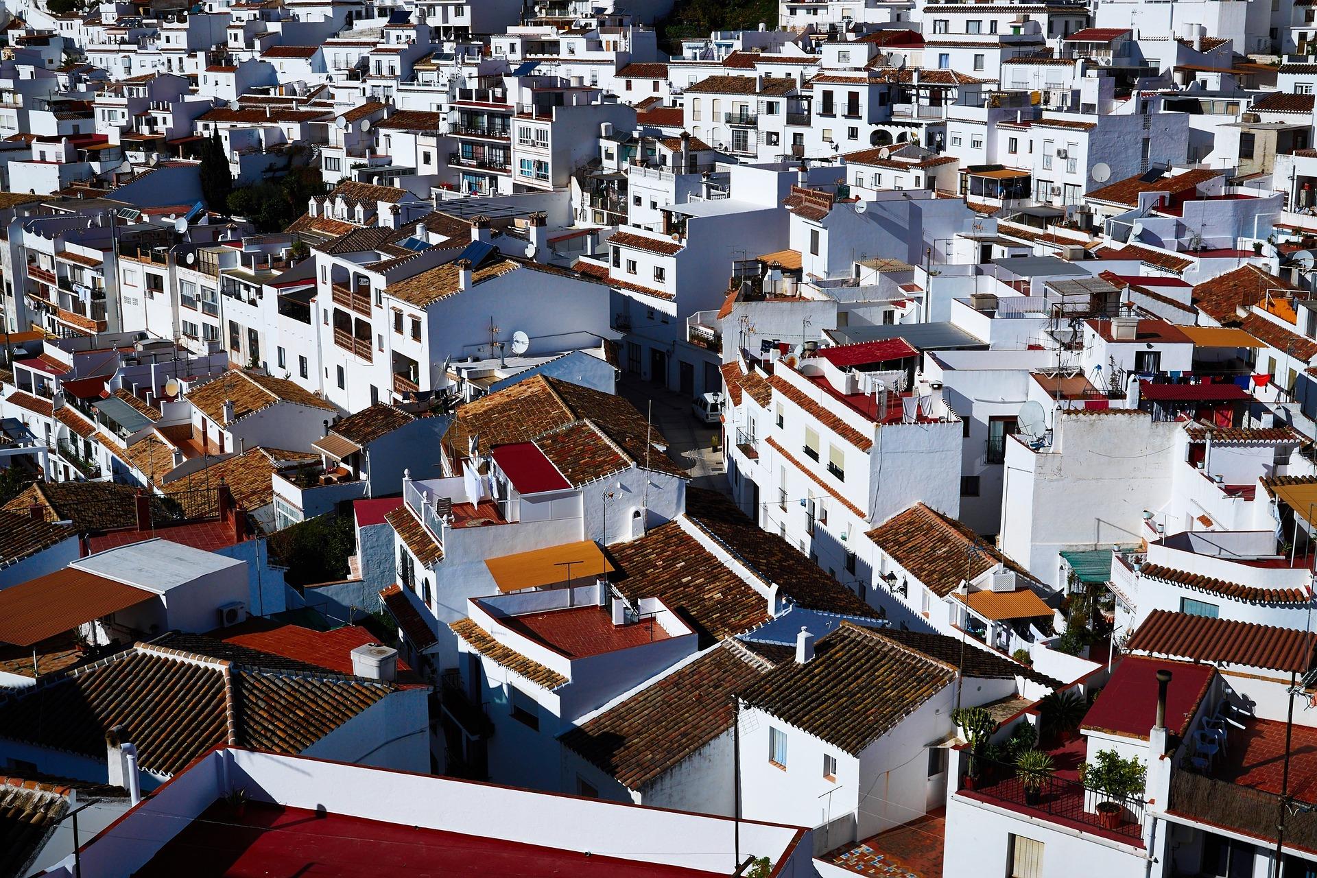 How do you find holiday rents in Spain?