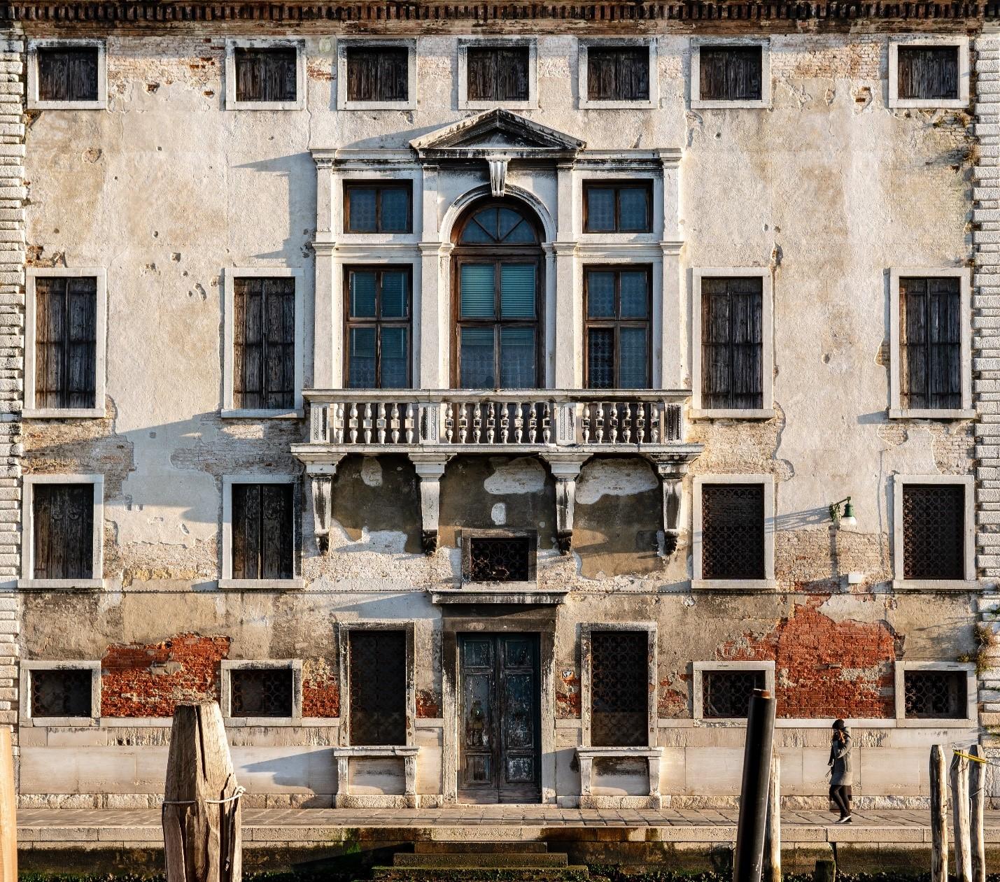 Understand key words and phrases in Italian
