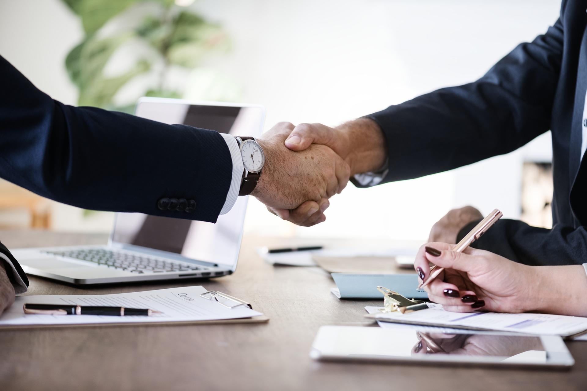 How do you effectively use LinkedIn?