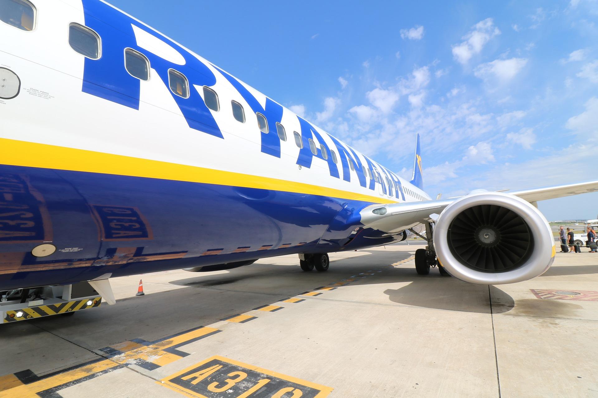 How much do flights to Lisbon cost?