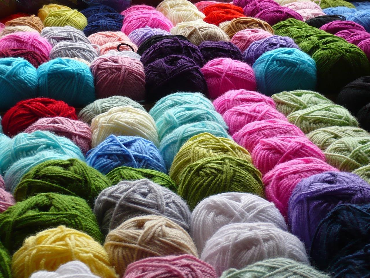 Which wool do you need for crochet?