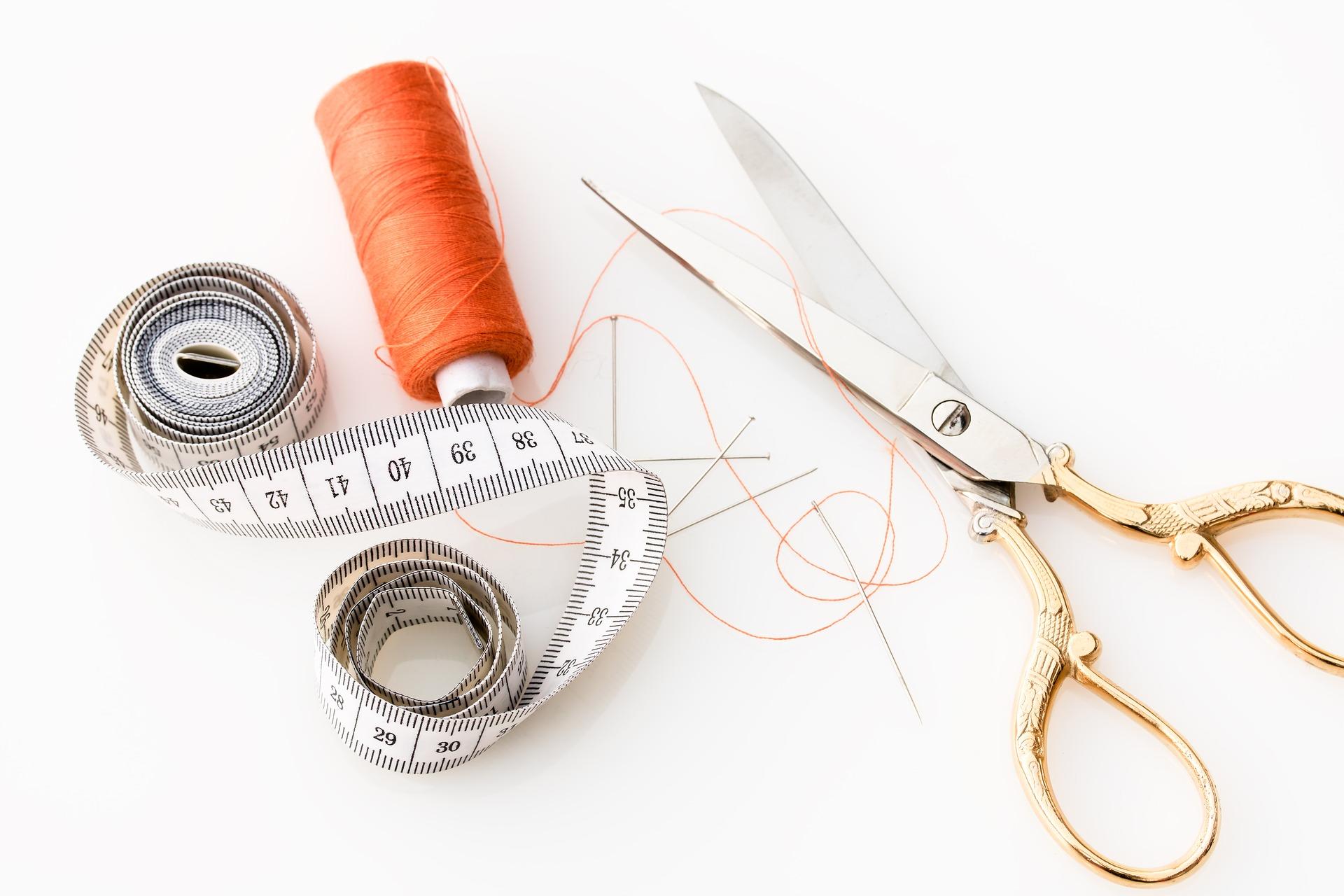 Can you do a zig zag stitch by hand?
