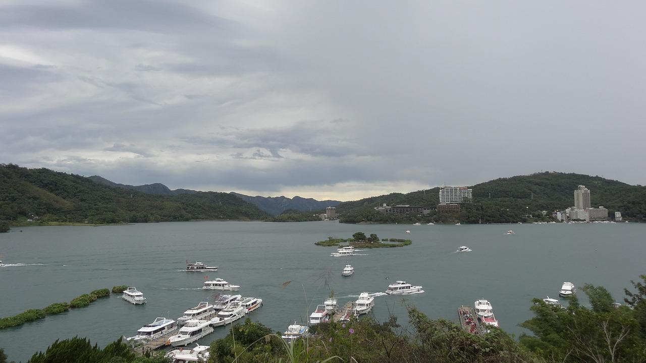 Which is the best season in Taiwan?