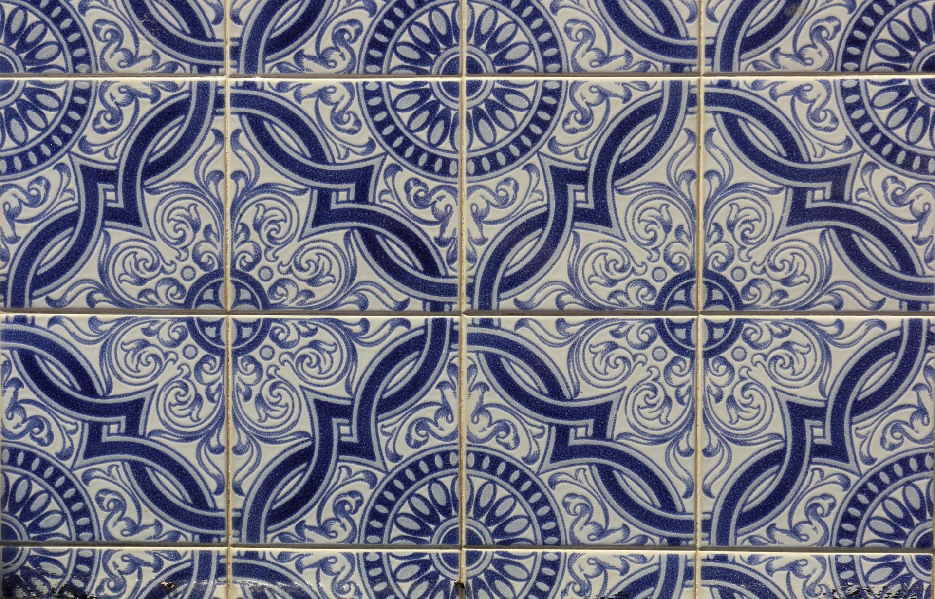 Which are the best neighbourhoods in Porto?