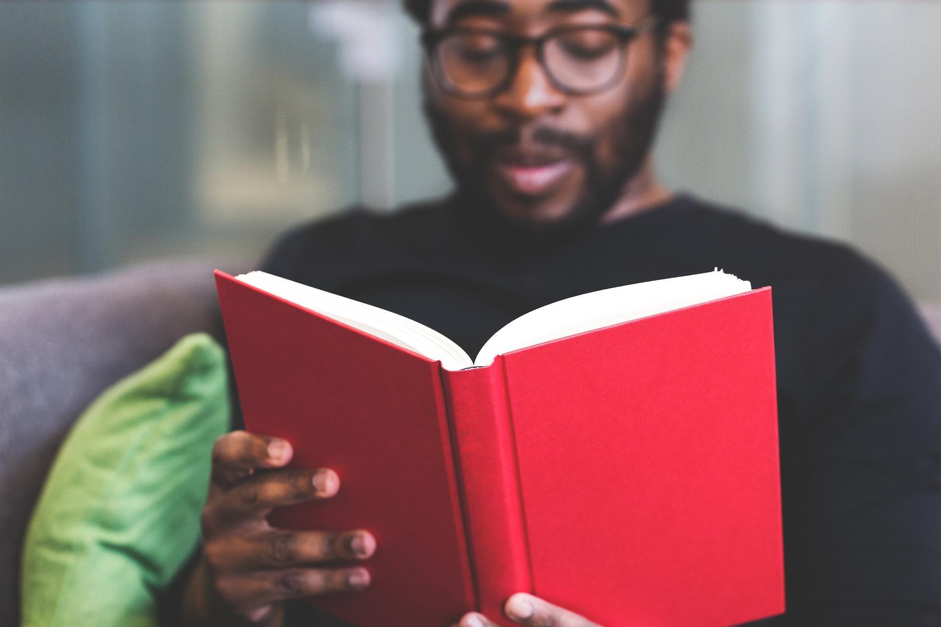 What does a Latin tutor need to know?
