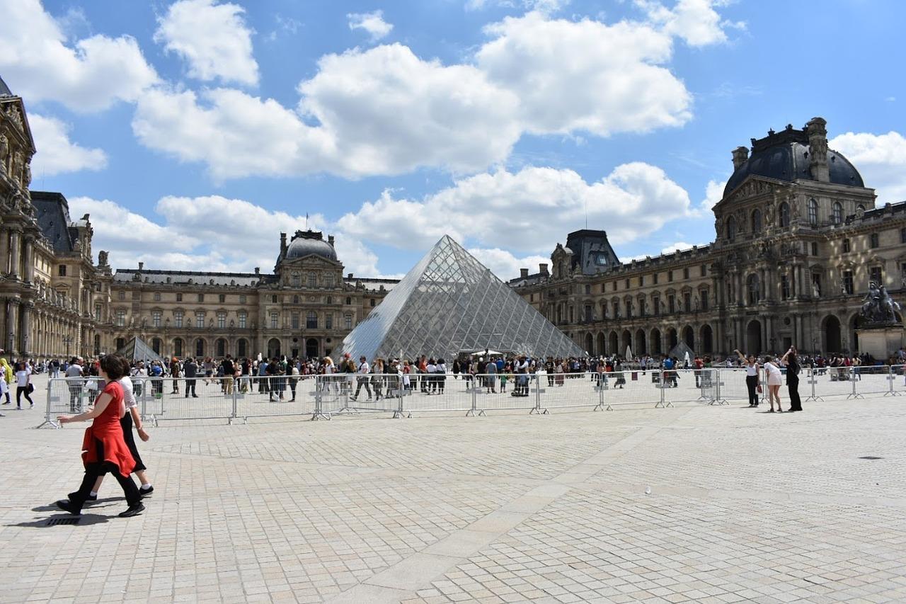 louvre museum famous painters