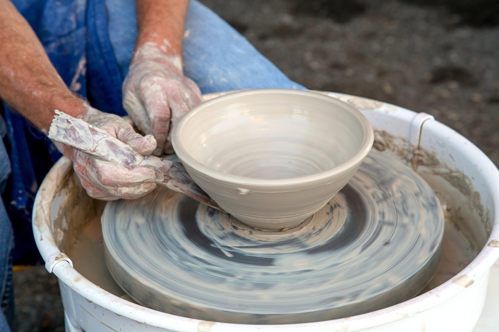 Learn how to use clay tools in pottery classes