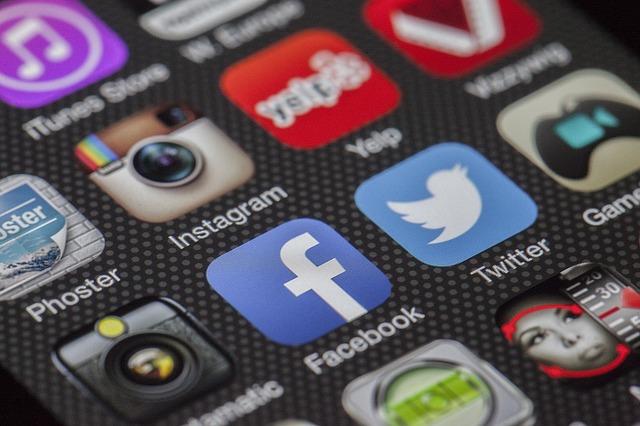marketing yourself on social media