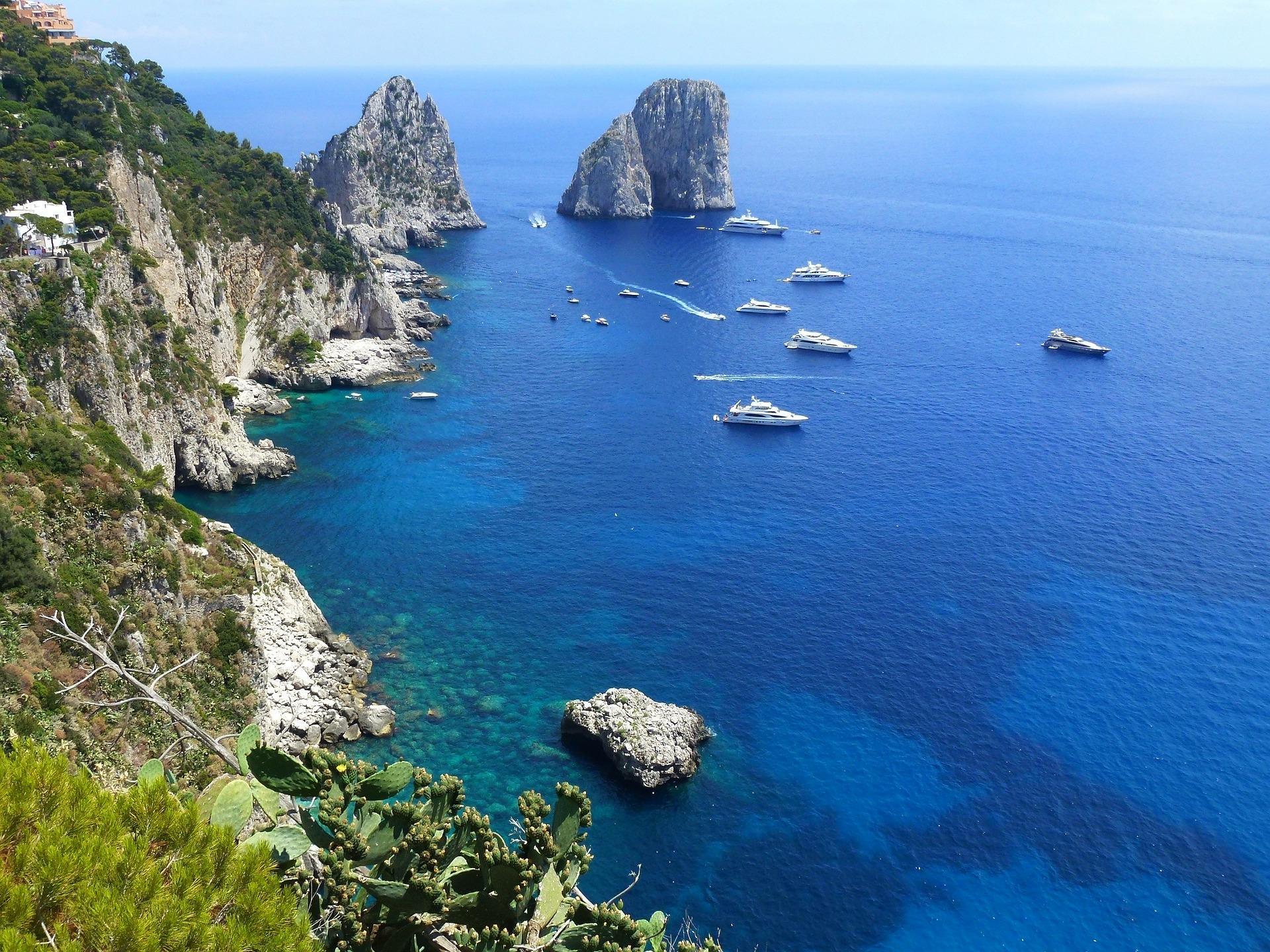 How can you get to Capri?