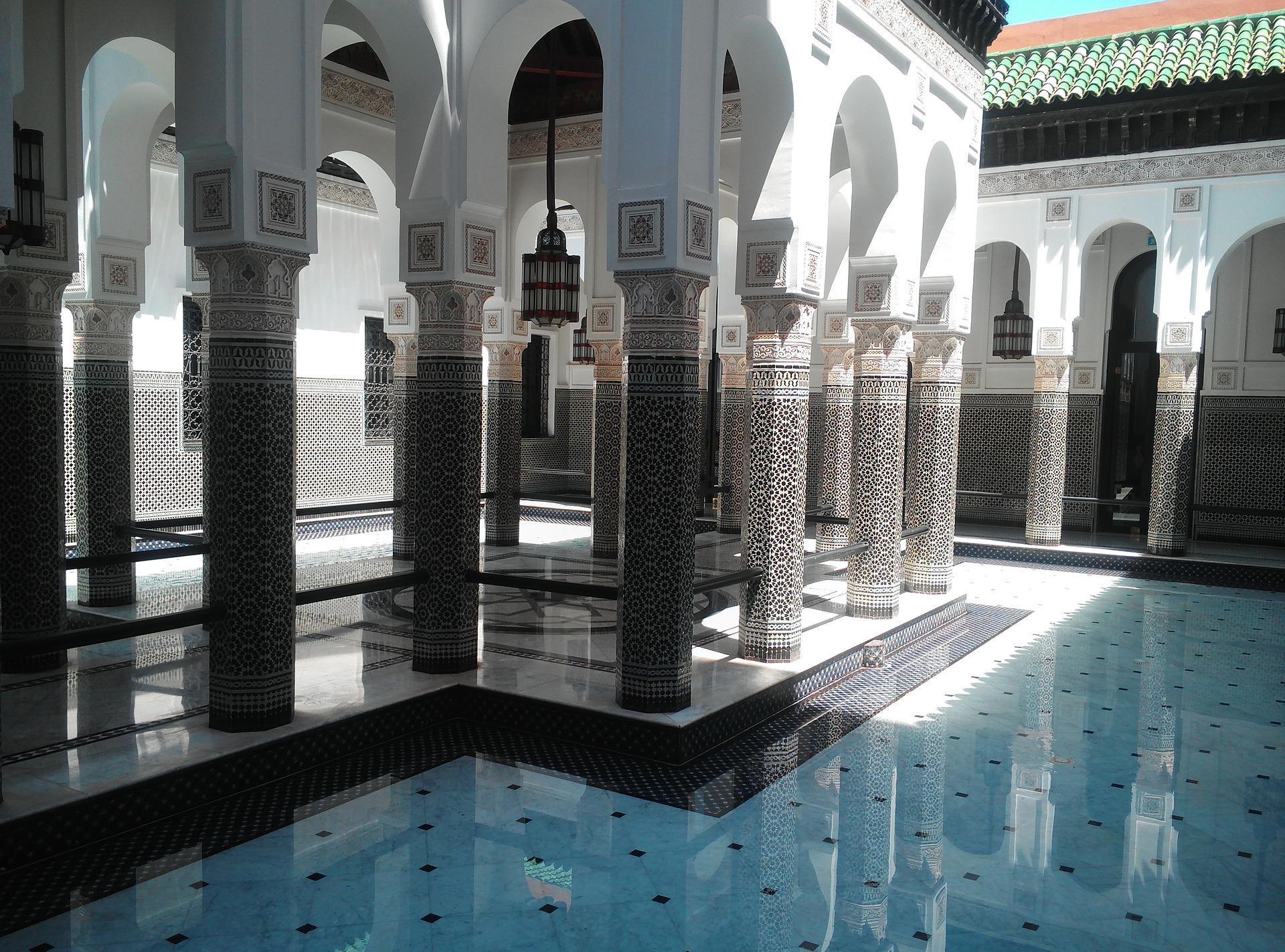 How can you find accommodation in Marrakech?