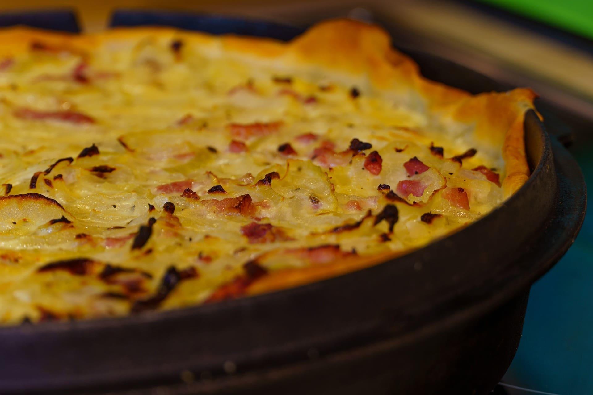 How do you make quiche pastry?