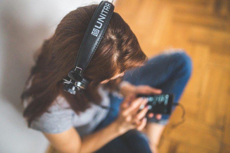 Tools to help you with speech writing and rehearsing are available on most devices.