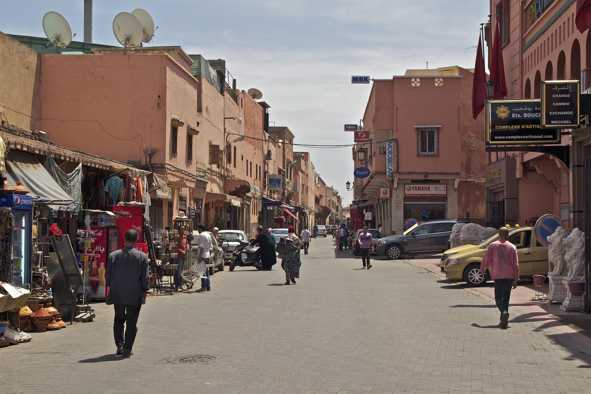 Can you walk around Marrakech?