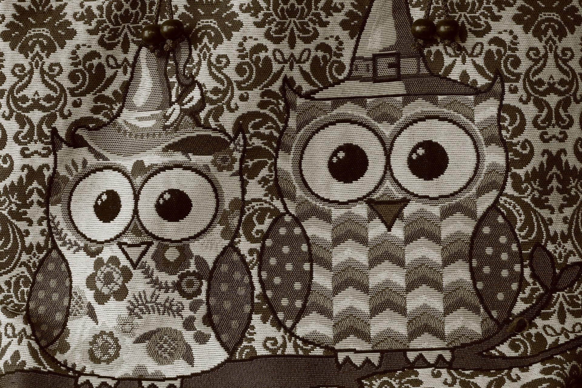 What are the different ways to embroider eyes?
