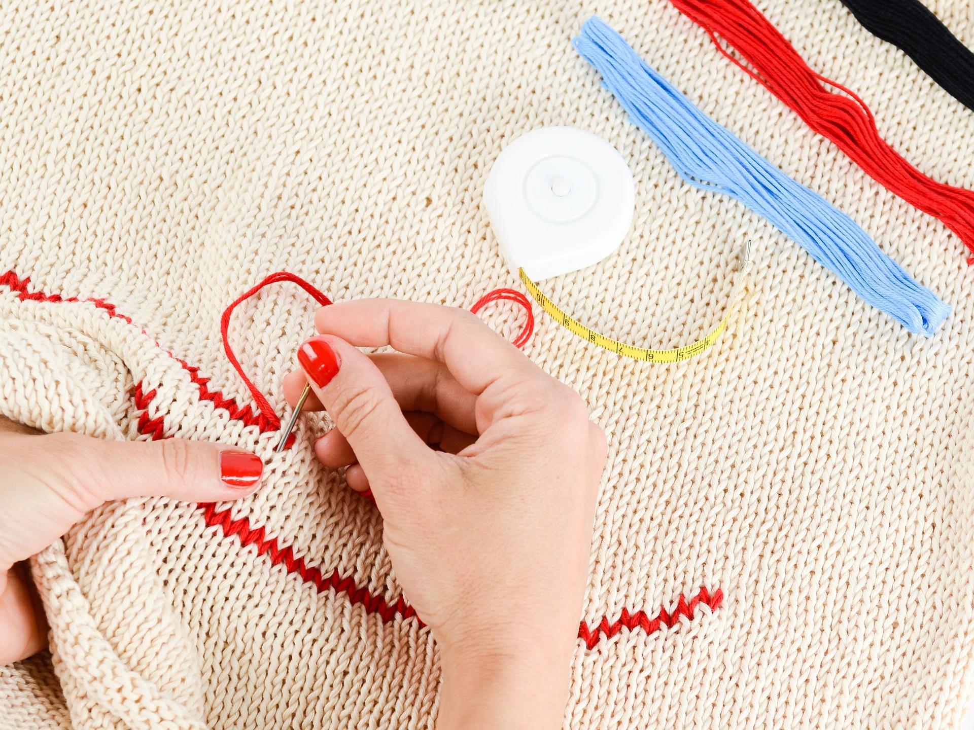 How can you frame embroidery without glue?