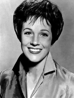 Photo of Julie Andrews