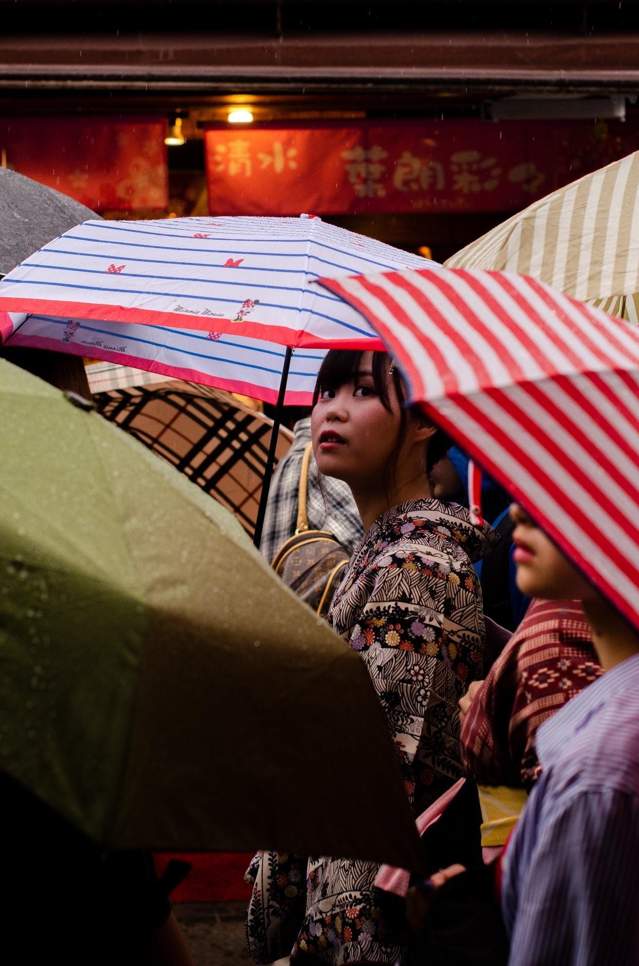 Kyoto's lakes, festivals and food