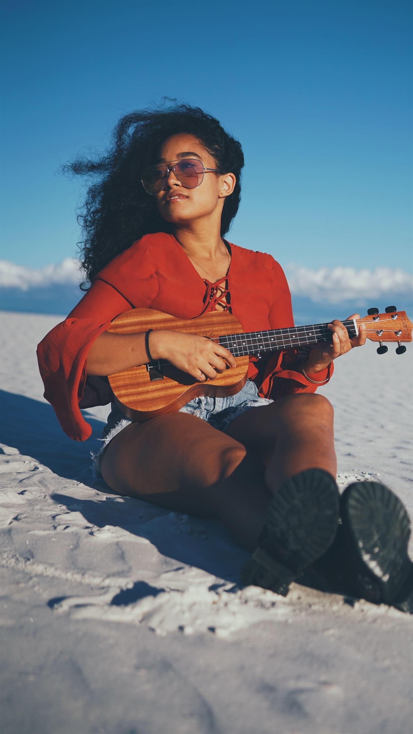 woman with ukulele
