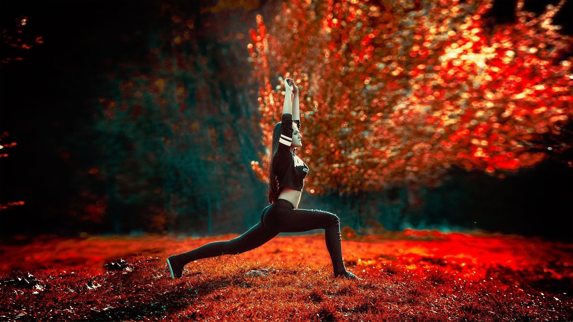 The crescent lunge is an excellent pose for deep breathing