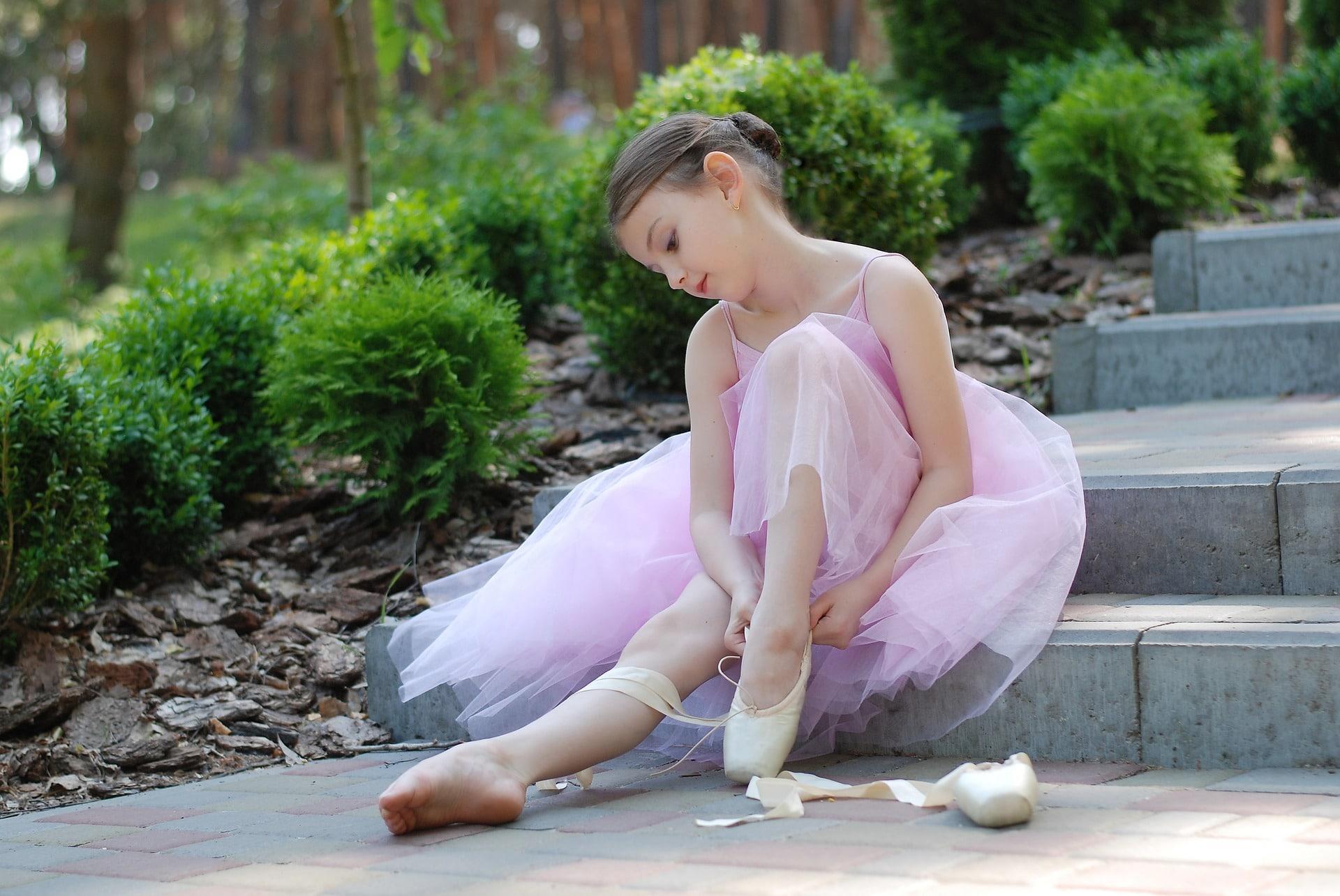 How children learn to dance?