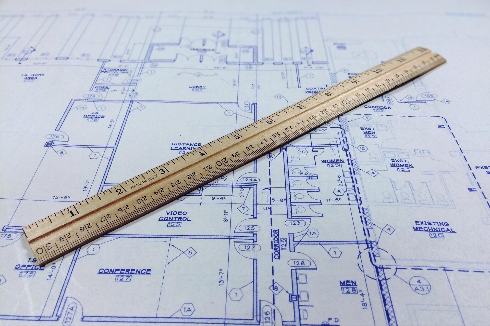 How can you learn to draw a house?