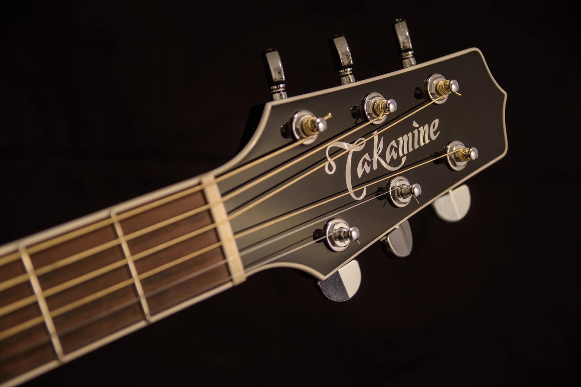 How do you clean a guitar?